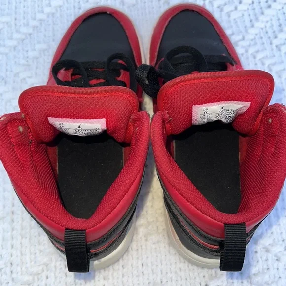 Air Jordan 1 Mid Reverse Bred Nike size 1Y - Picture 9 of 14